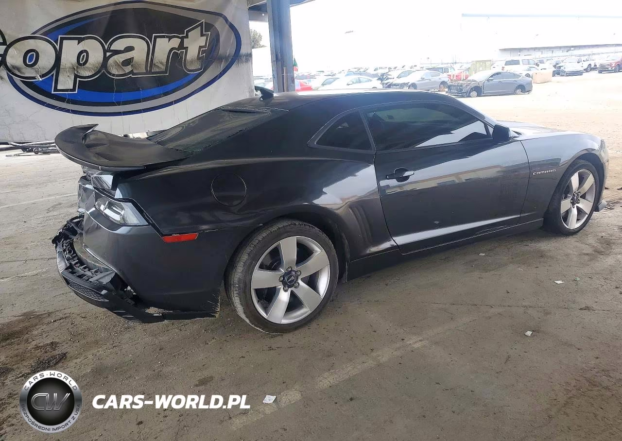 2015 Chevrolet Camaro Lt VIN:2G1FE1E37F9106800 - 3