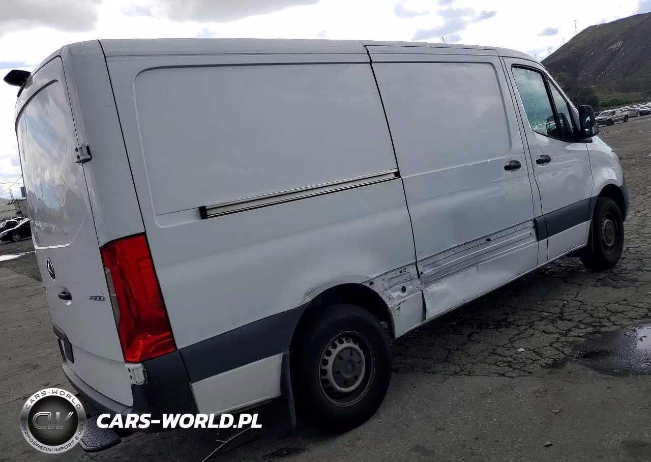 2024 Mercedes-Benz Sprinter 2500 VIN:W1Y4KBHY7RP723099 - 3