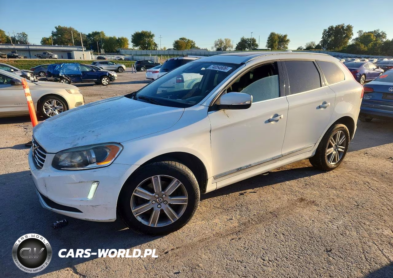 2016 Volvo Xc60 T5 Premier VIN:YV4612RKXG2795903 - 1