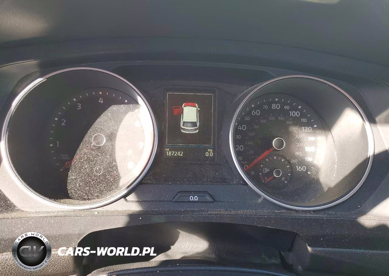 2019 Volkswagen Tiguan S VIN:3VV1B7AX1KM039393 - 9