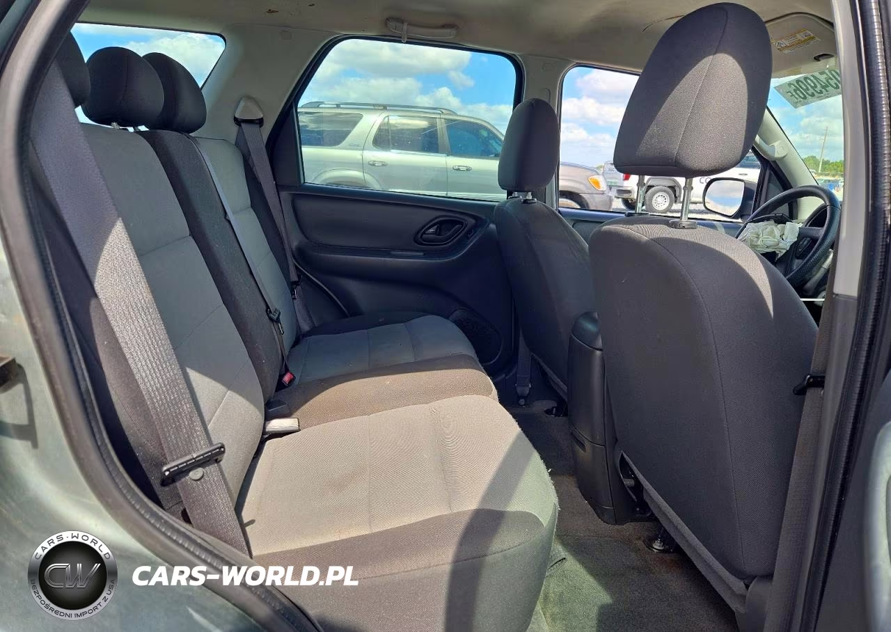 2007 Ford Escape Xls VIN:1FMYU02Z67KB36193 - 11