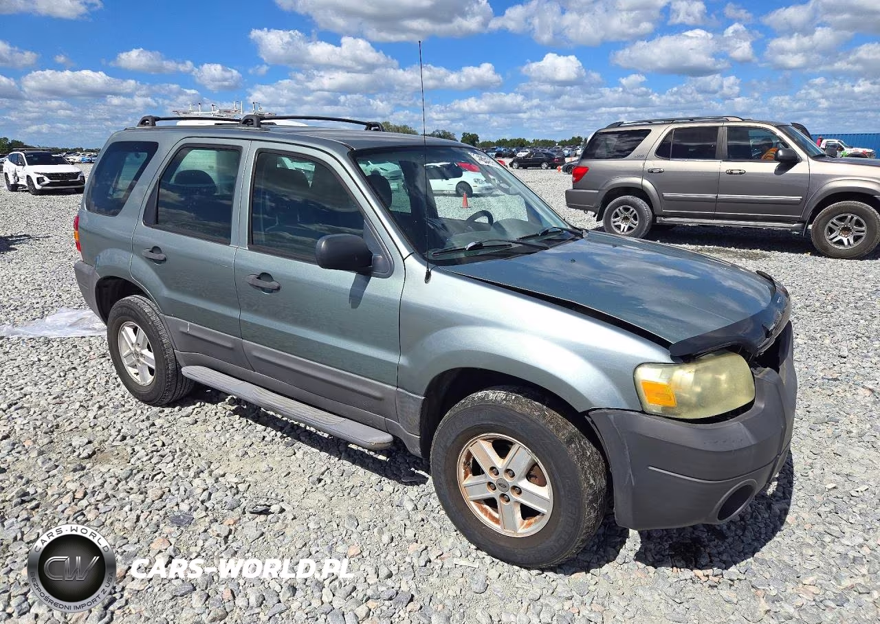 2007 Ford Escape Xls VIN:1FMYU02Z67KB36193 - 4