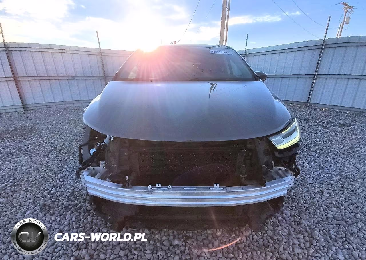 2022 Chrysler Pacifica Hybrid Touring L VIN:2C4RC1L70NR184172 - 5