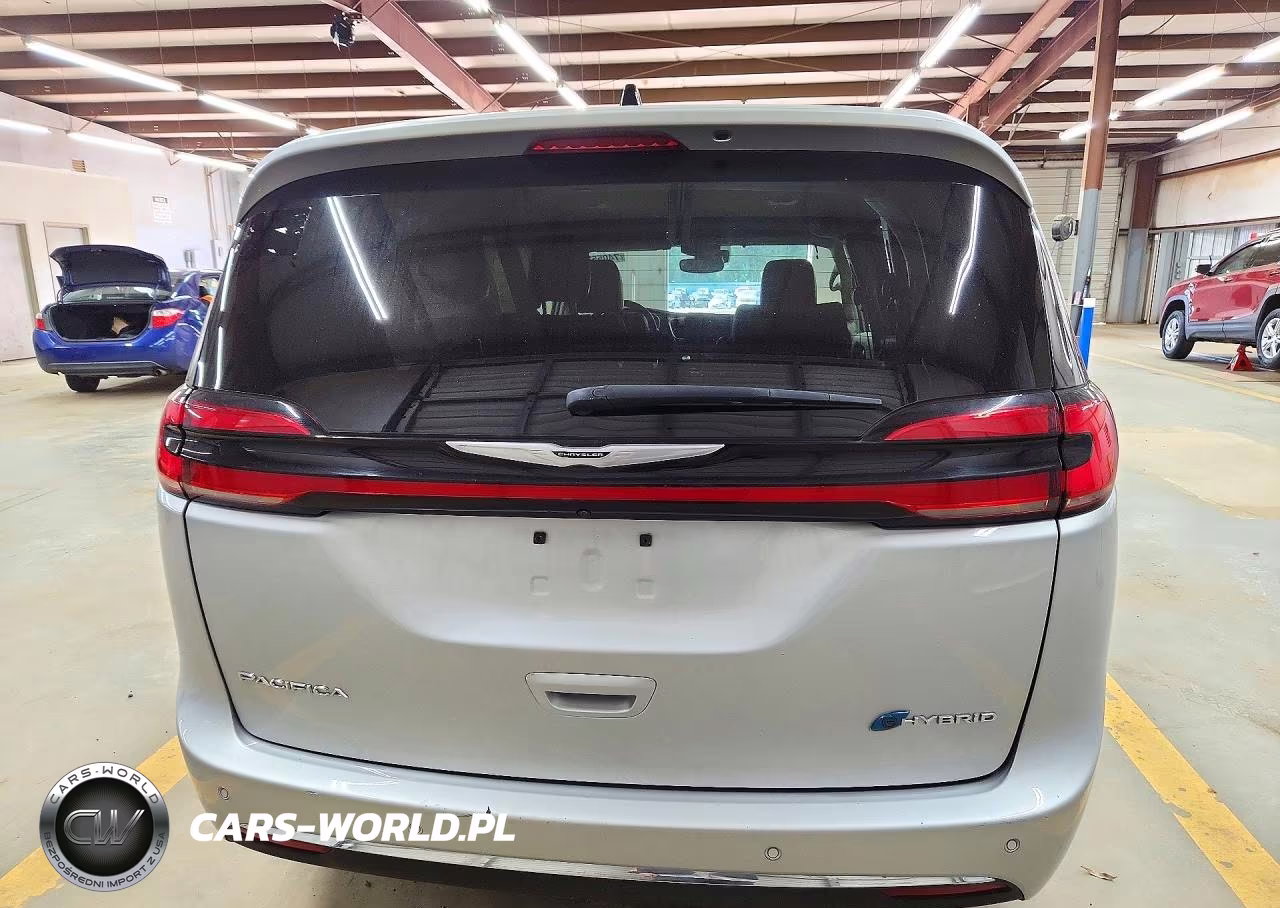 2024 Chrysler Pacifica Hybrid Select VIN:2C4RC1S74RR134432 - 6