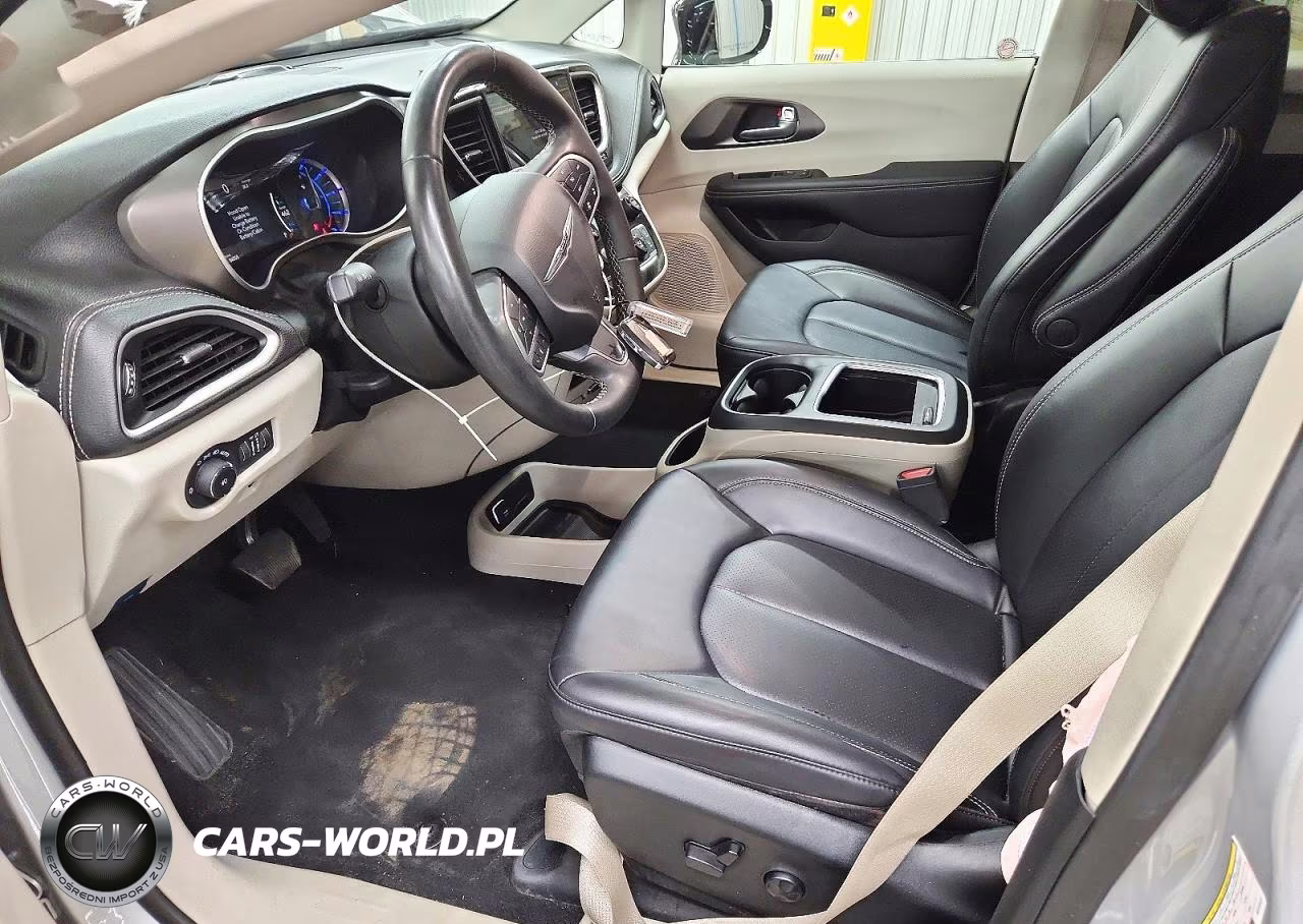 2024 Chrysler Pacifica Hybrid Select VIN:2C4RC1S74RR134432 - 7