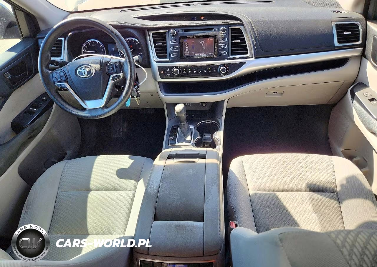 2015 Toyota Highlander Le VIN:5TDZKRFH6FS068490 - 8