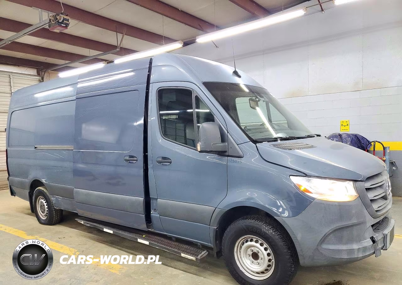 2019 Mercedes-Benz Sprinter 2500-3500 Delivery Van VIN:WD4PF1CDXKP136329 - 4