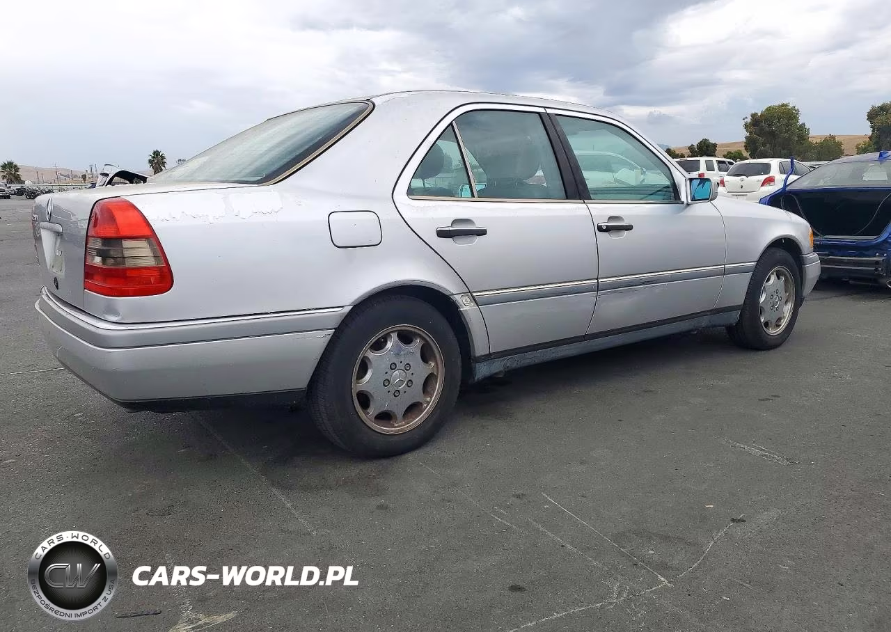 1997 Mercedes-Benz C 230 VIN:WDBHA23E7VA498362 - 3
