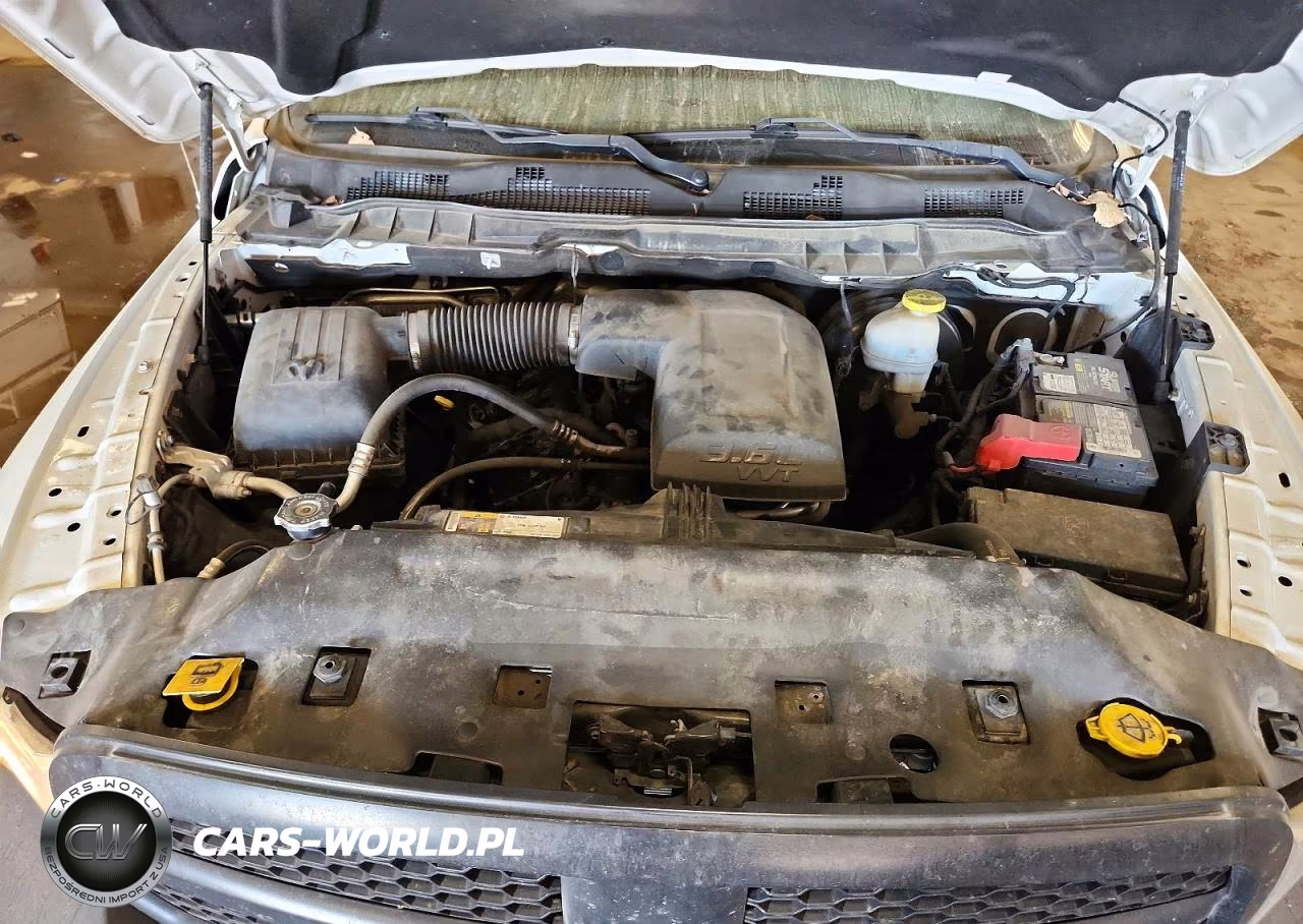 2020 Ram 1500 Classic Tradesman VIN:1C6RR6FG5LS127671 - 11