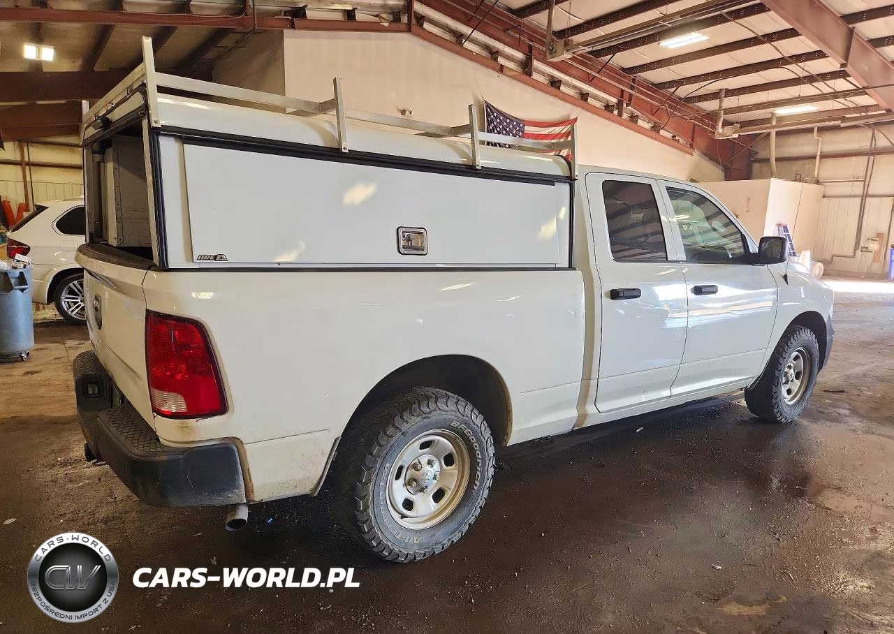 2020 Ram 1500 Classic Tradesman VIN:1C6RR6FG5LS127671 - 3