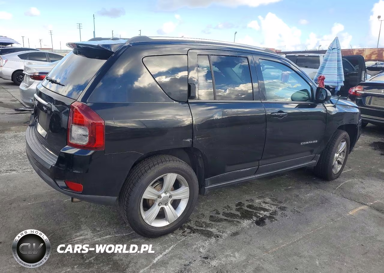 2014 Jeep Compass Sport VIN:1C4NJCBB6ED905944 - 3