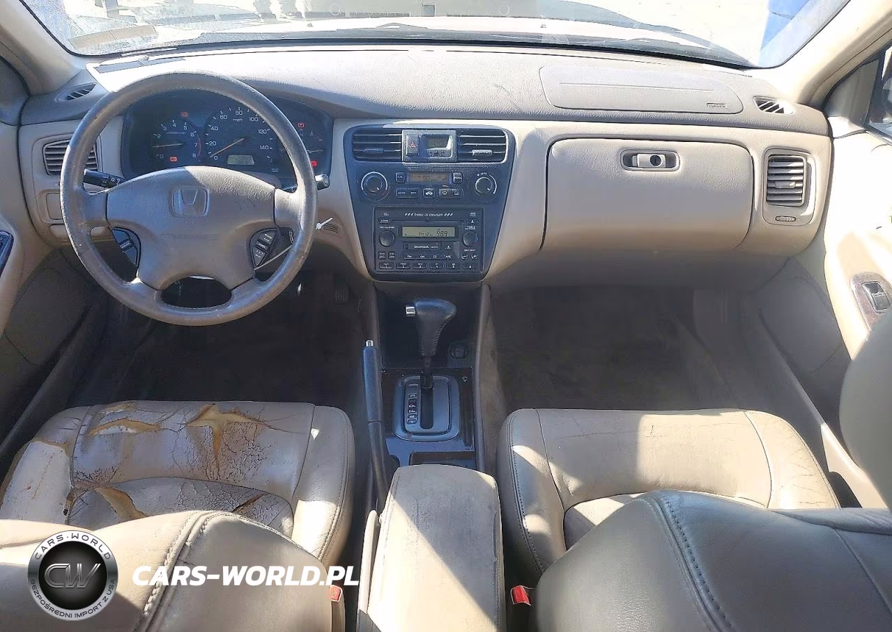 2002 Honda Accord Ex VIN:1HGCG16582A015913 - 8