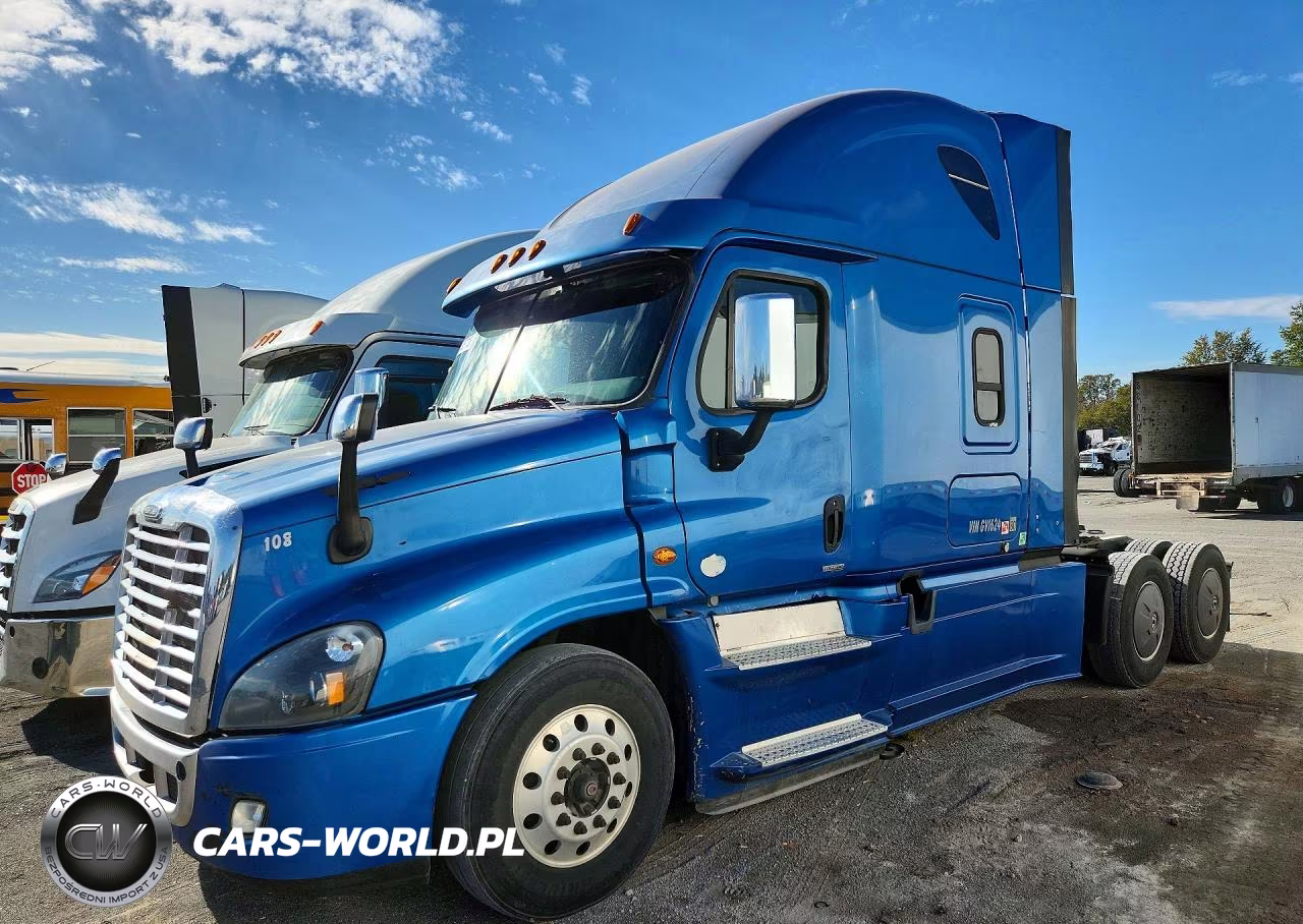 2016 Freightliner Cascadia 125 Semi Truck VIN:3AKJGLD53GSGV1624 - 1