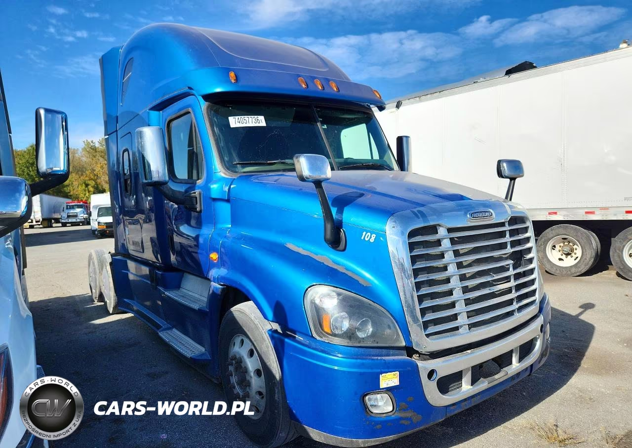 2016 Freightliner Cascadia 125 Semi Truck VIN:3AKJGLD53GSGV1624 - 4