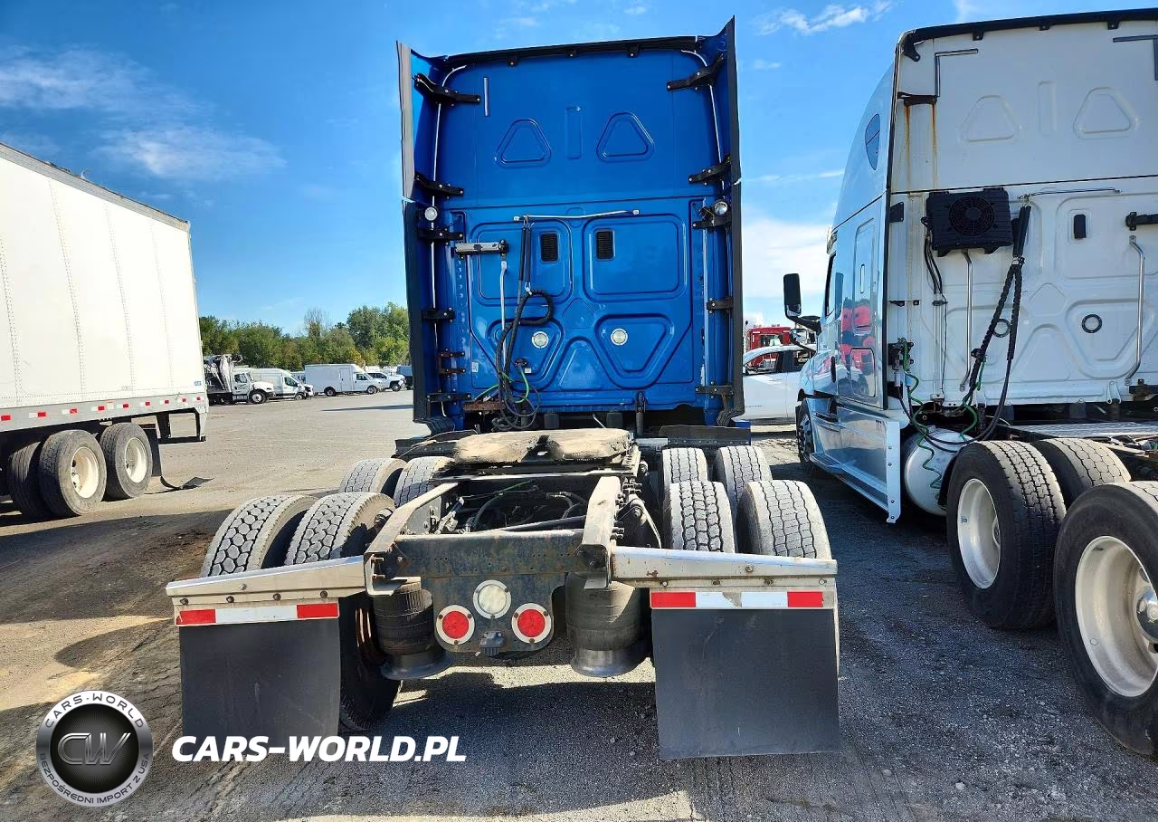 2016 Freightliner Cascadia 125 Semi Truck VIN:3AKJGLD53GSGV1624 - 6