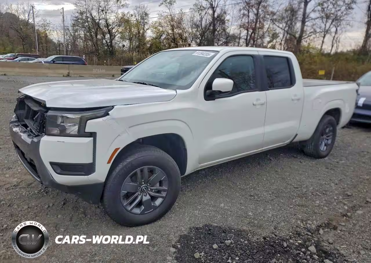 2025 Nissan Frontier Sv