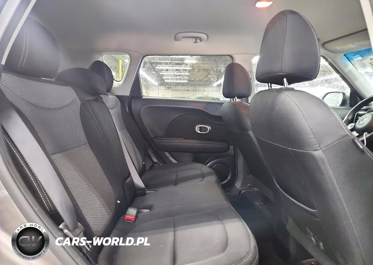 2018 Kia Soul + VIN:KNDJP3A54J7559314 - 10