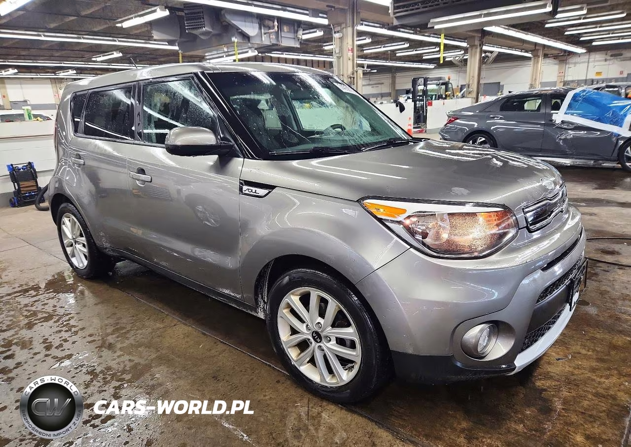 2018 Kia Soul + VIN:KNDJP3A54J7559314 - 4