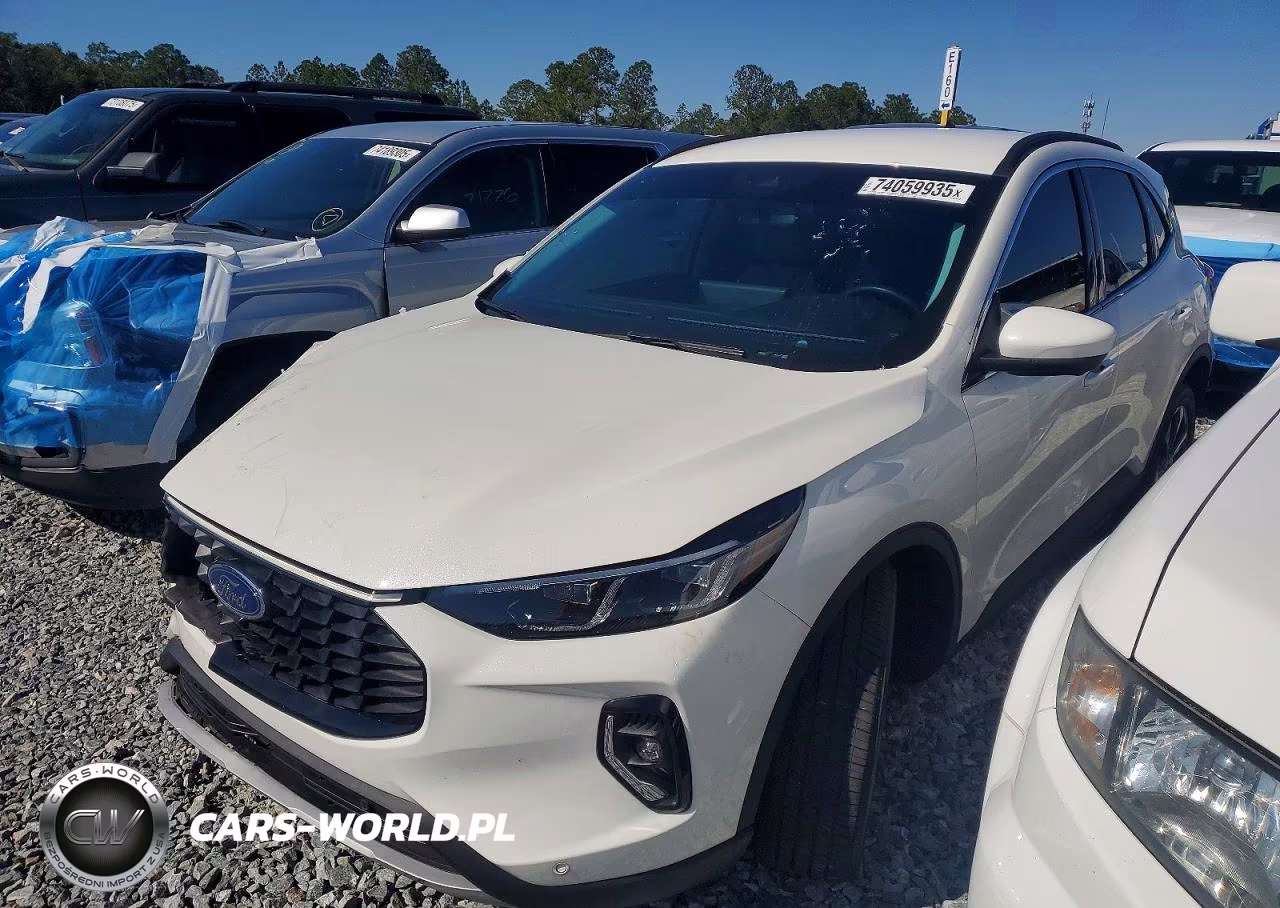 2023 Ford Escape Platinum
