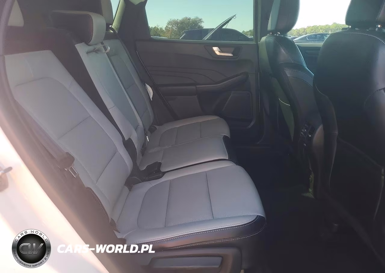 2023 Ford Escape Platinum VIN:1FMCU9JA5PUB47457 - 10