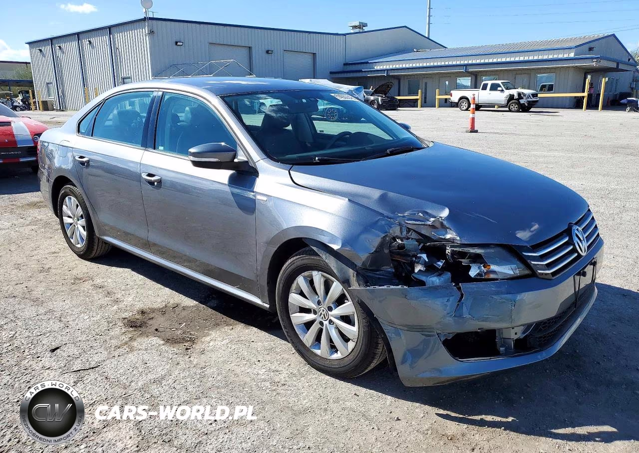 2015 Volkswagen Passat S VIN:1VWAT7A36FC037426 - 4