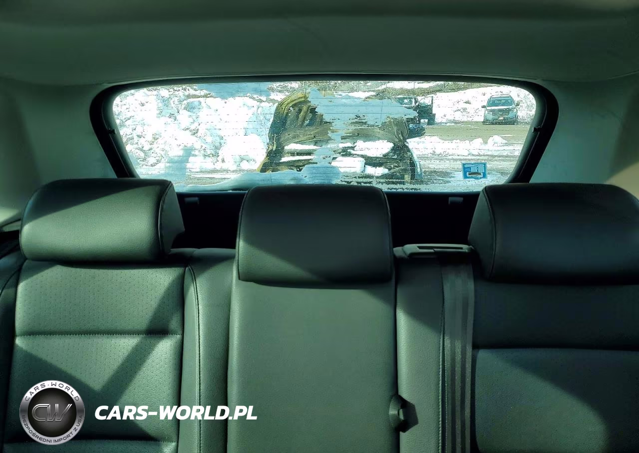 2011 Volkswagen Tiguan S VIN:WVGBV7AX0BW518992 - 10