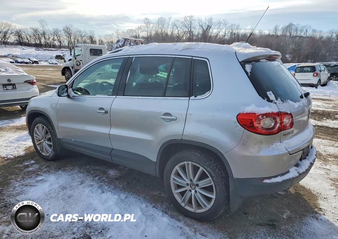 2011 Volkswagen Tiguan S VIN:WVGBV7AX0BW518992 - 2