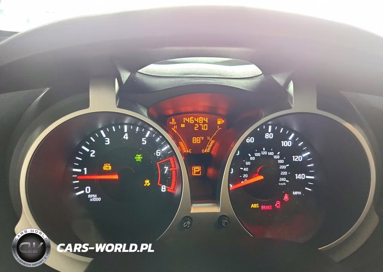 2011 Nissan Juke S VIN:JN8AF5MV5BT011488 - 9