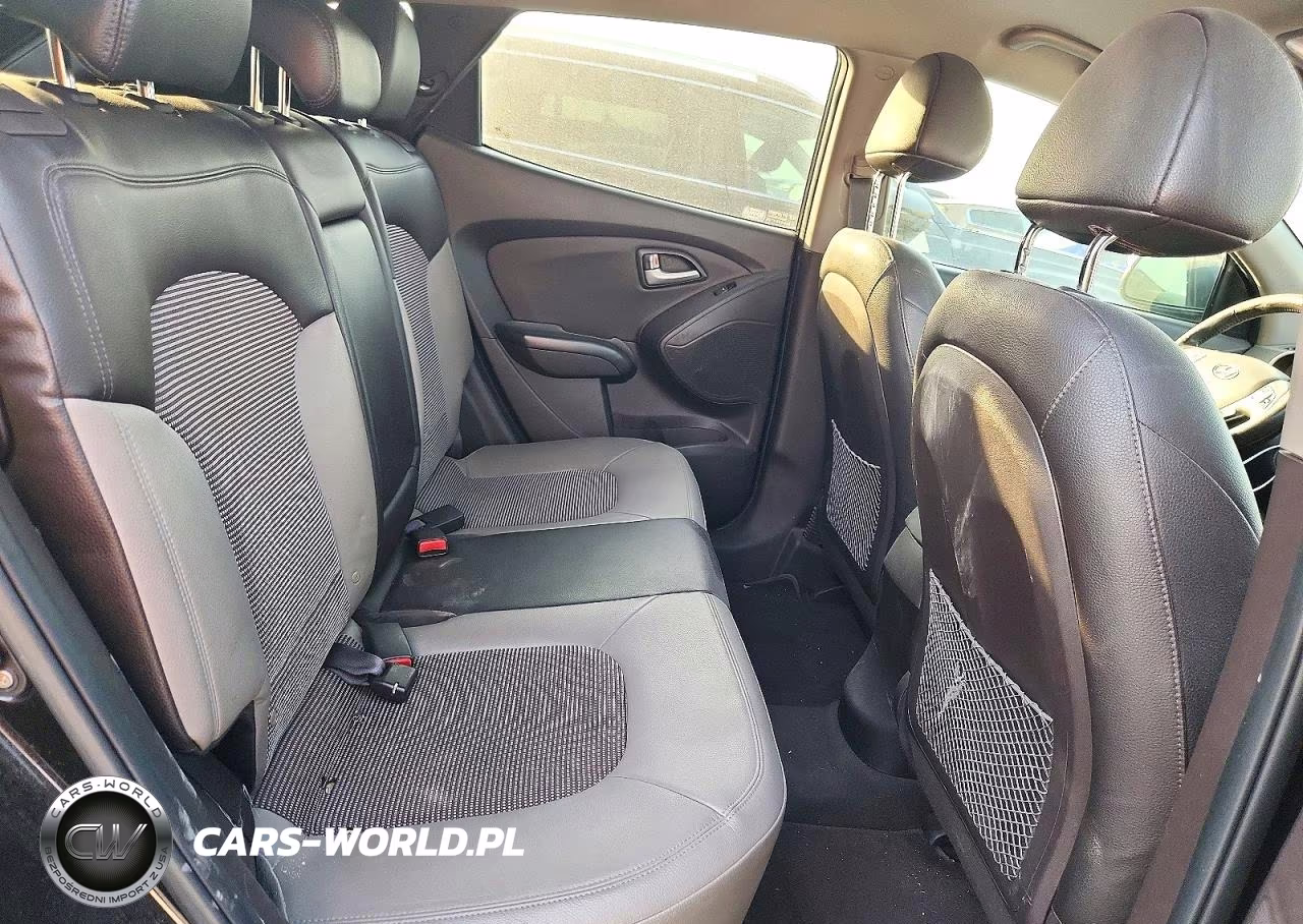 2012 Hyundai Tucson Gls VIN:KM8JUCAC5CU341194 - 10
