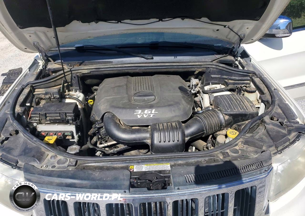 2012 Jeep Grand Cherokee Limited VIN:1C4RJEBG9CC270696 - 12