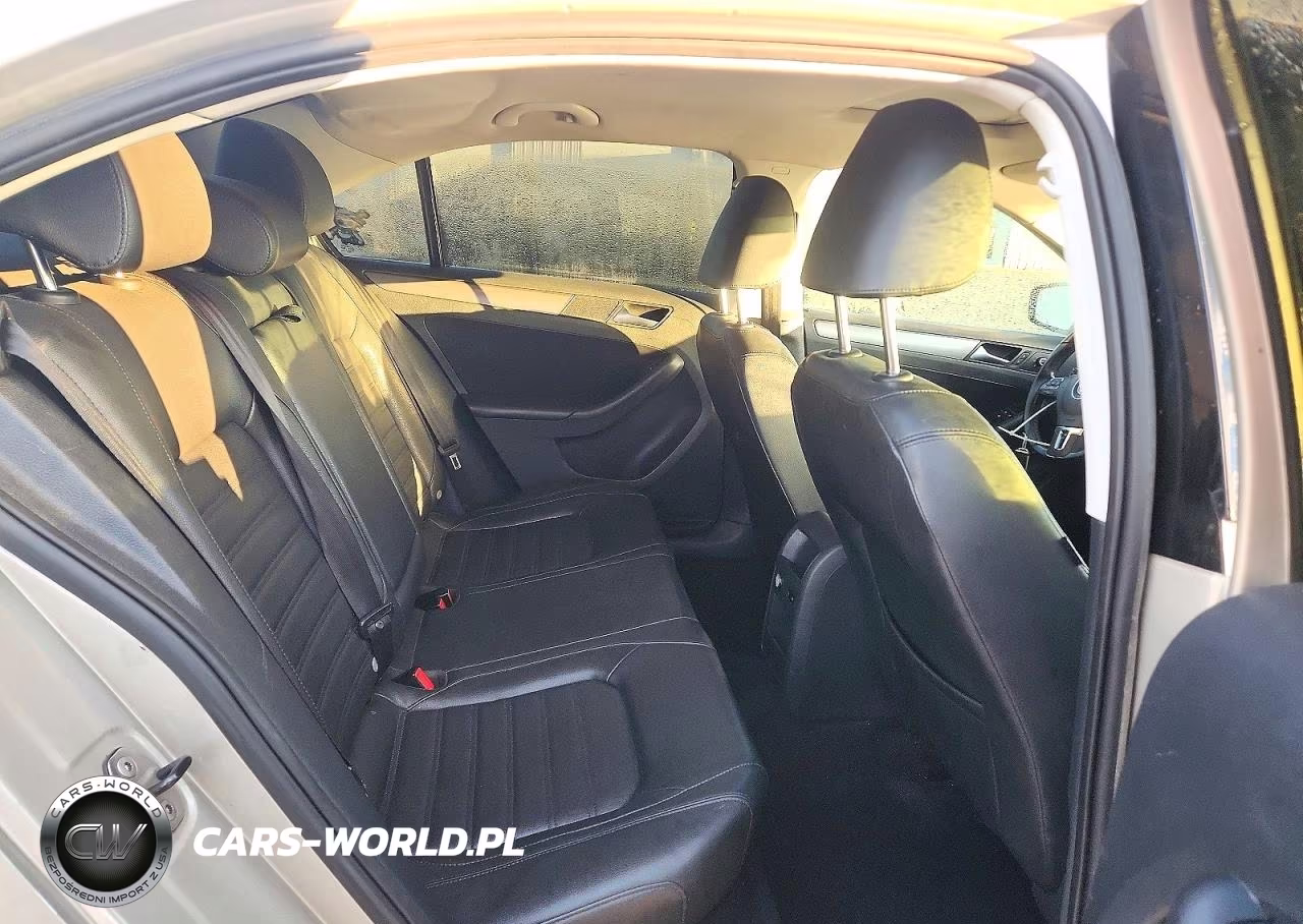2013 Volkswagen Jetta Sel VIN:3VWLP7AJ2DM229627 - 10