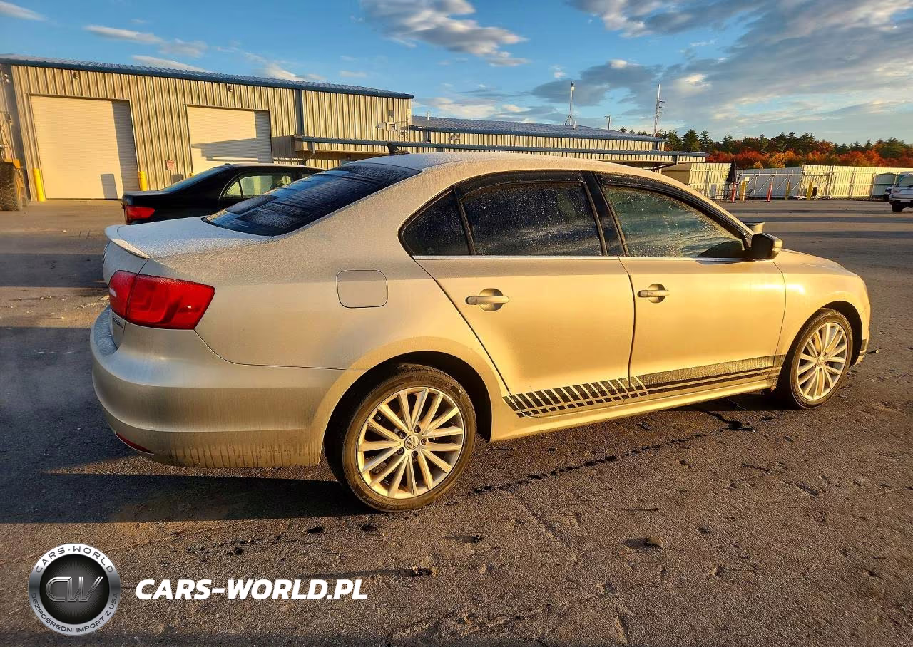 2013 Volkswagen Jetta Sel VIN:3VWLP7AJ2DM229627 - 3
