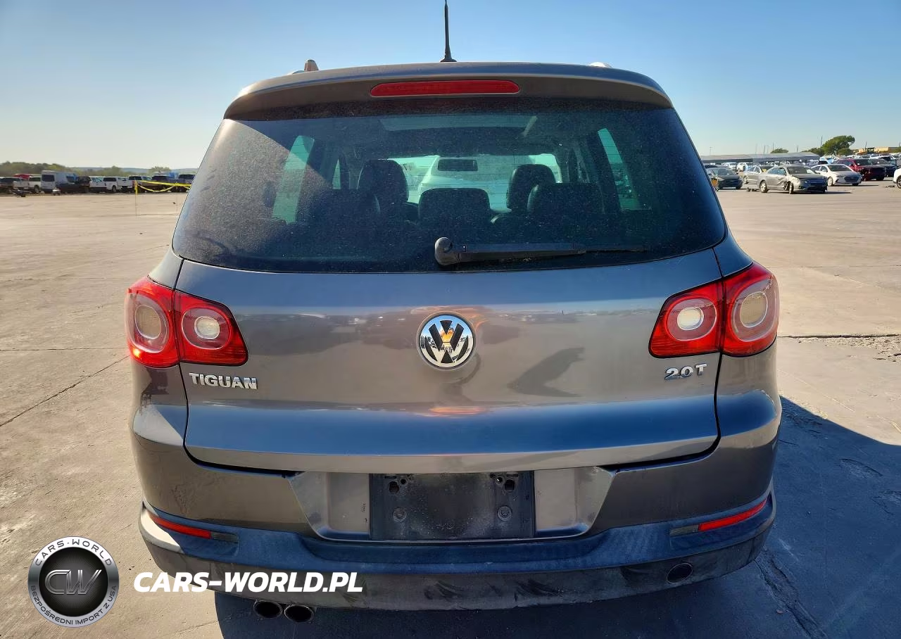 2010 Volkswagen Tiguan S VIN:WVGAV7AX0AW508764 - 6