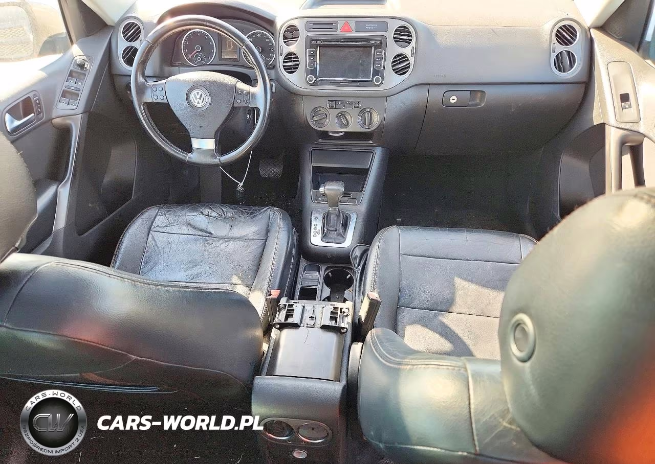2010 Volkswagen Tiguan S VIN:WVGAV7AX0AW508764 - 8