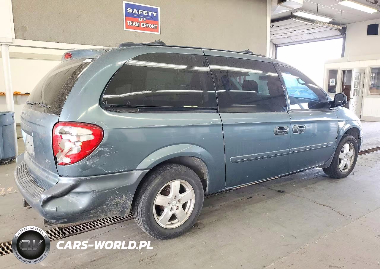 2005 Dodge Grand Caravan Sxt VIN:2D4GP44L95R435329 - 3