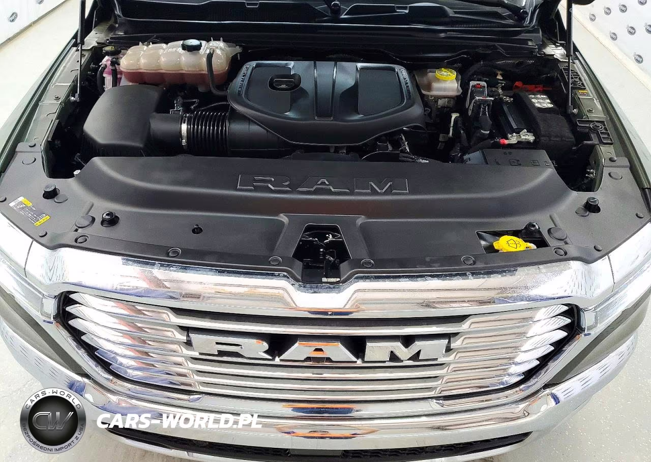 2026 Ram 1500 Laramie VIN:1C6SRFJP9TN322549 - 11