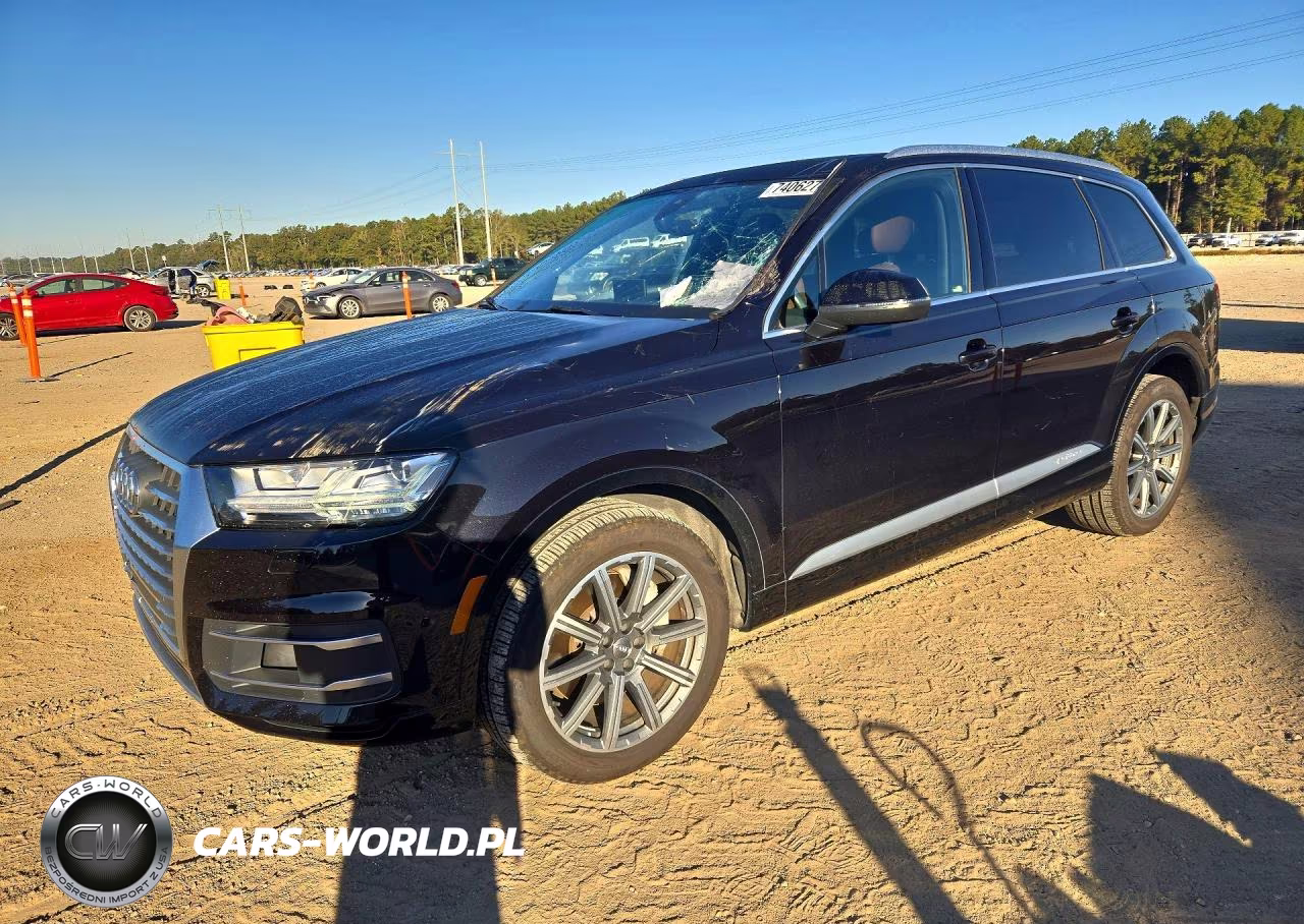 2018 Audi Q7 Premium Plus VIN:WA1LAAF75JD027137 - 1