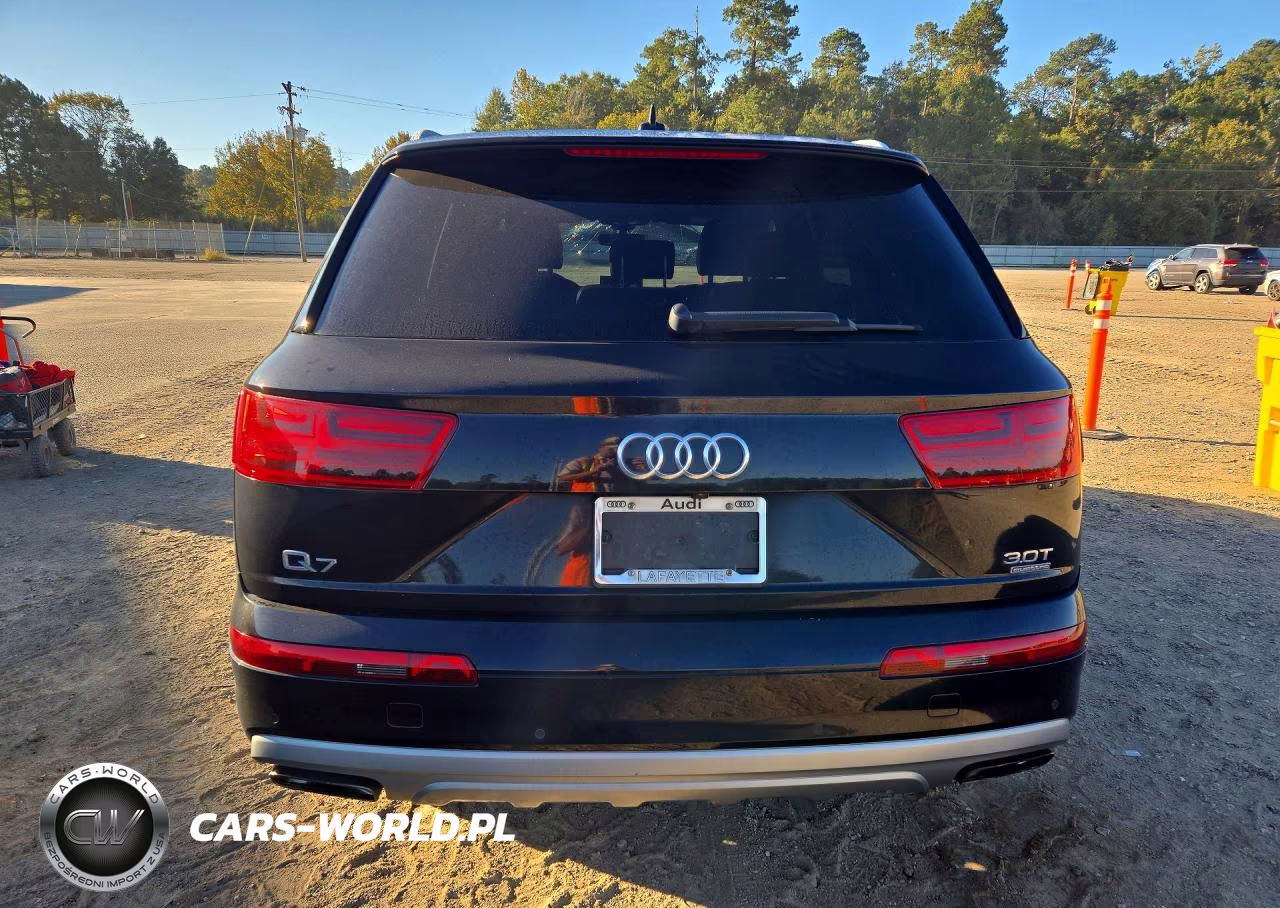 2018 Audi Q7 Premium Plus VIN:WA1LAAF75JD027137 - 6