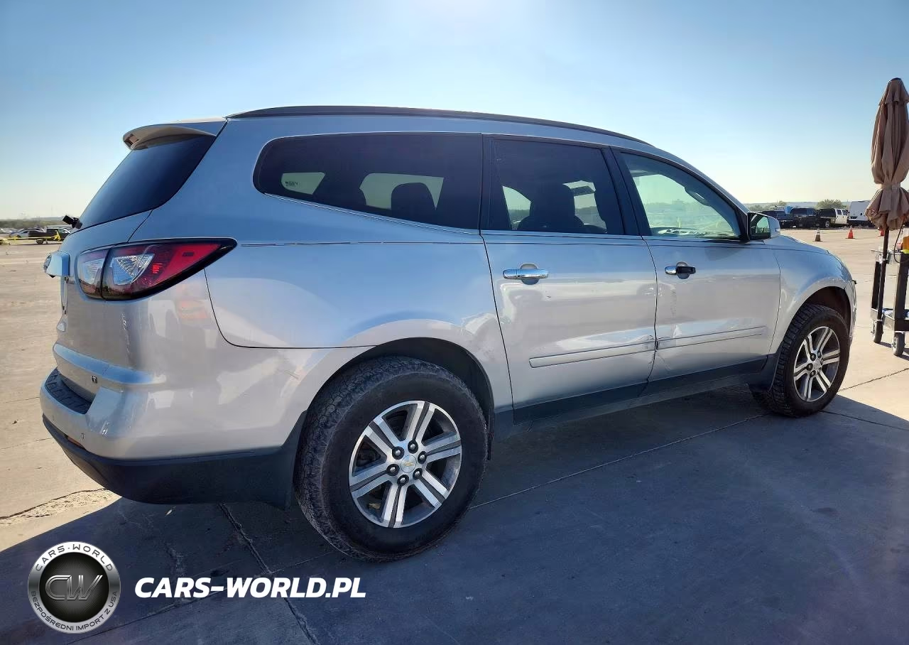 2017 Chevrolet Traverse Lt VIN:1GNKRHKD8HJ237619 - 3