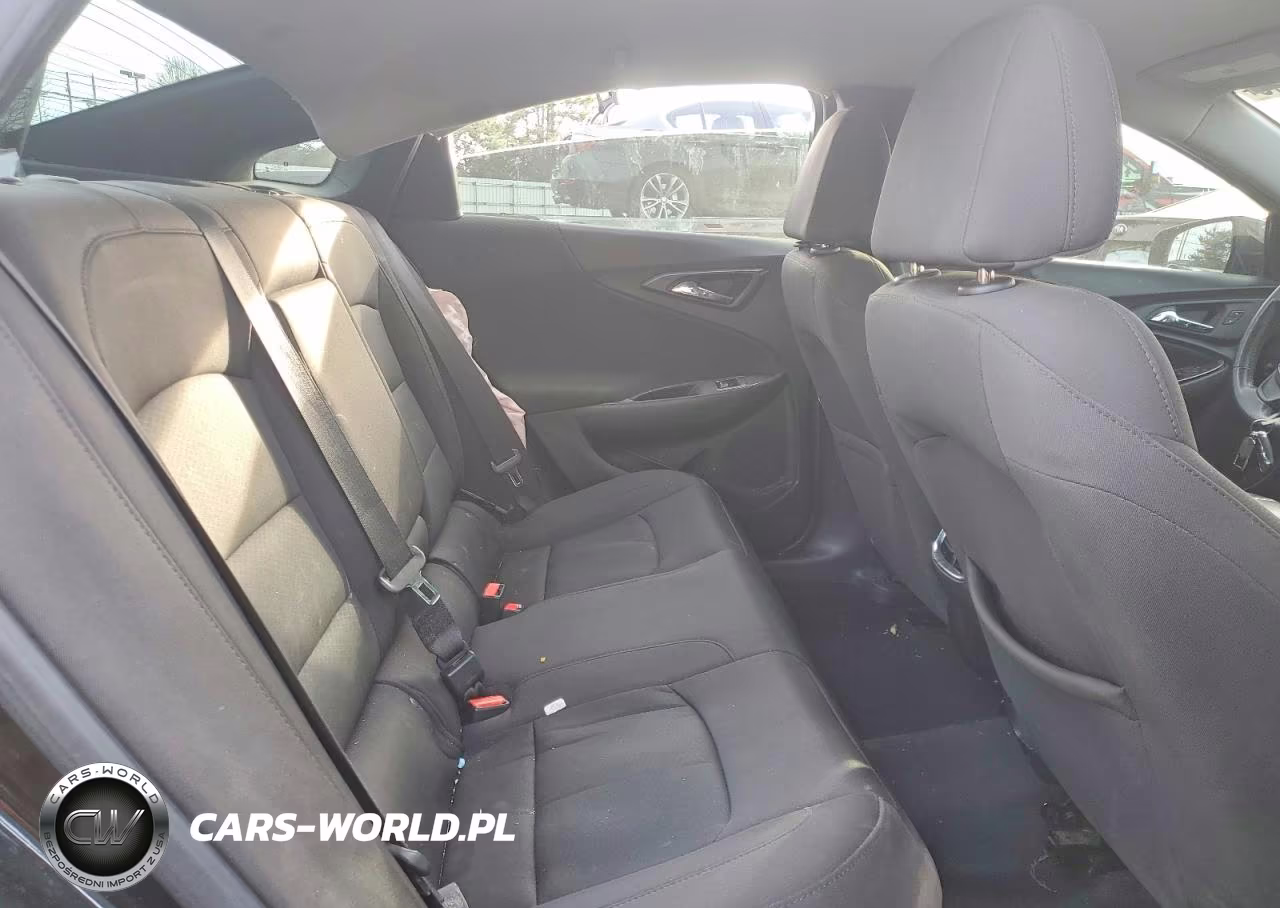 2017 Chevrolet Malibu Hybrid VIN:1G1ZJ5SUXHF215811 - 10