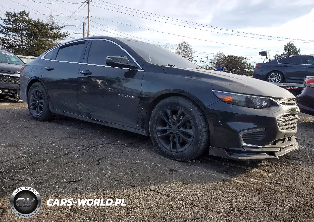 2017 Chevrolet Malibu Hybrid VIN:1G1ZJ5SUXHF215811 - 4
