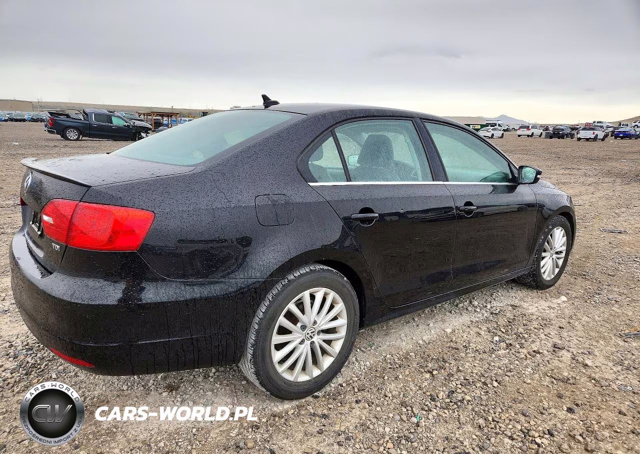 2014 Volkswagen Jetta Tdi VIN:3VWLL7AJ4EM437702 - 3
