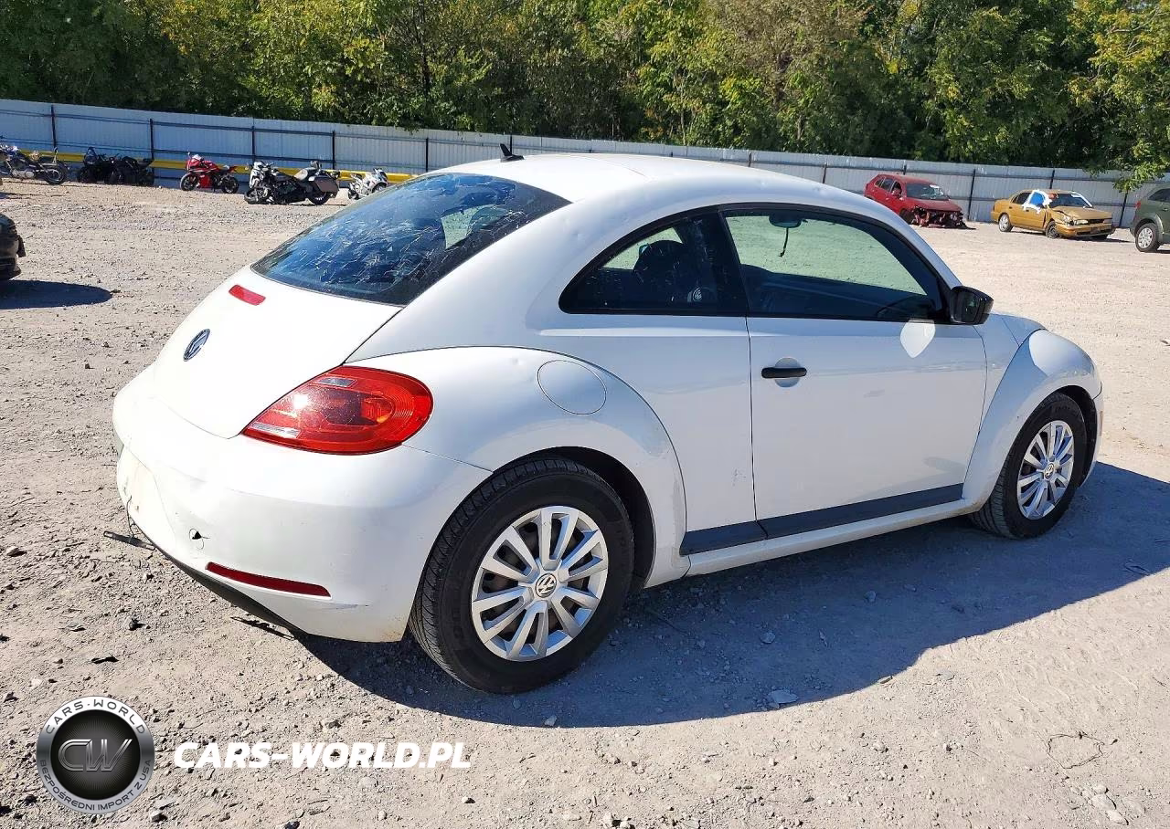 2012 Volkswagen Beetle VIN:3VWFP7AT1CM641552 - 3