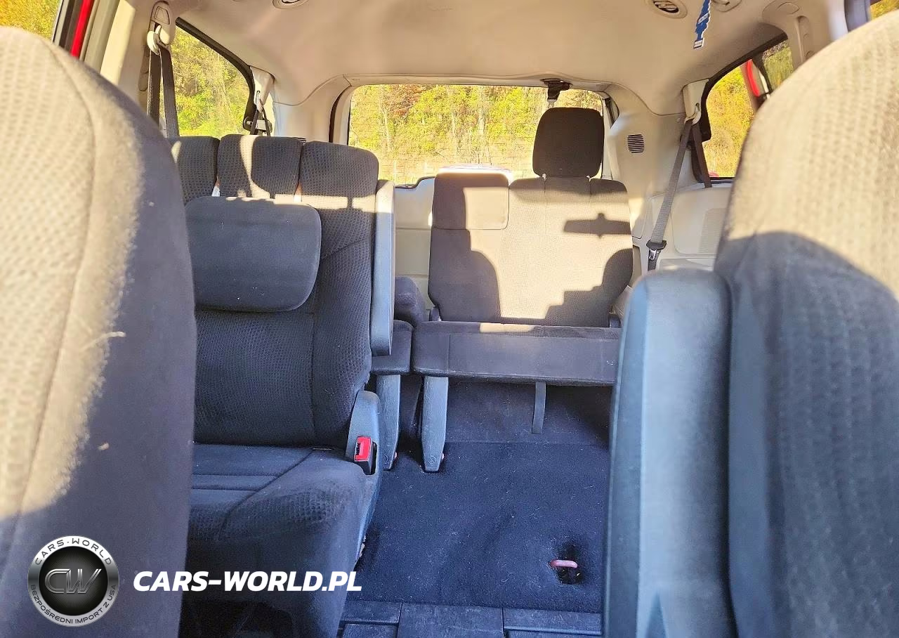 2012 Dodge Grand Caravan Sxt VIN:2C4RDGCG9CR304757 - 10