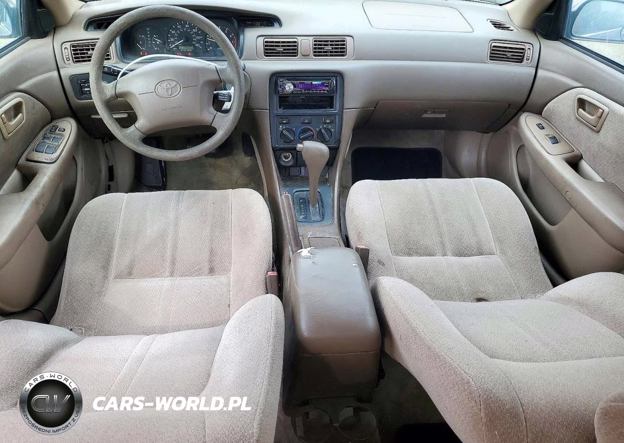 2000 Toyota Camry Le VIN:JT2BG22K1Y0398774 - 8