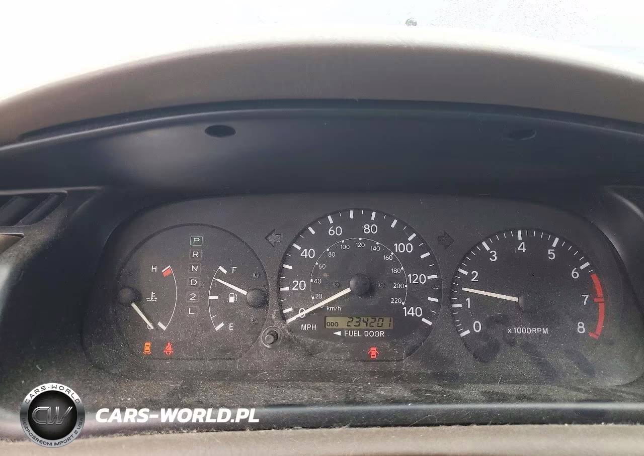 2000 Toyota Camry Le VIN:JT2BG22K1Y0398774 - 9