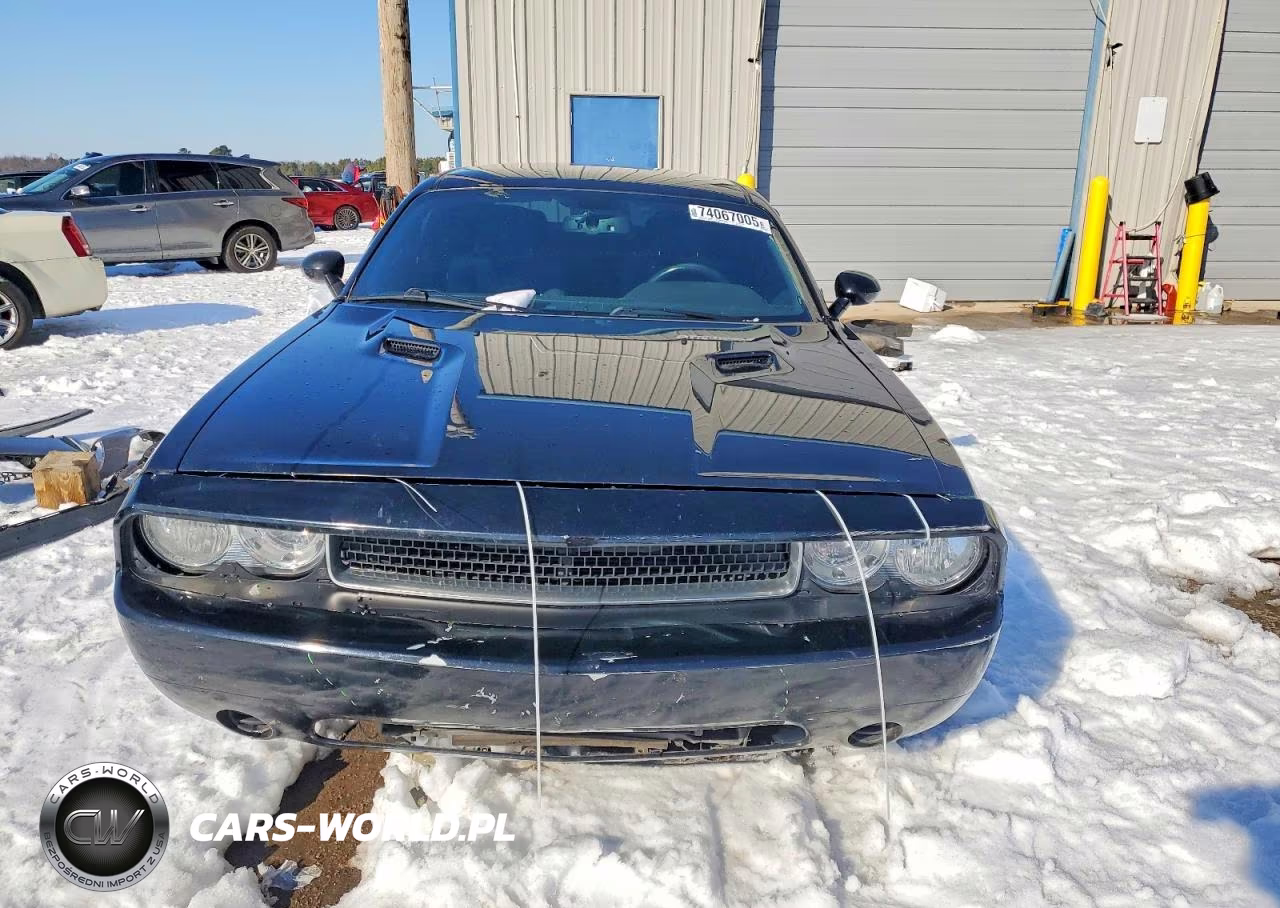 2013 Dodge Challenger VIN:2C3CDYAG3DH663225 - 5