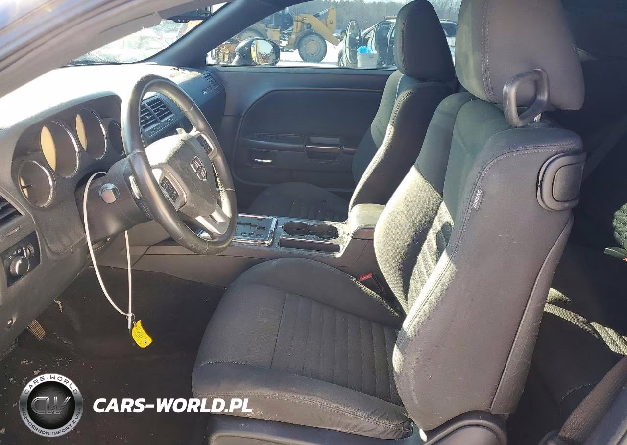 2013 Dodge Challenger VIN:2C3CDYAG3DH663225 - 7