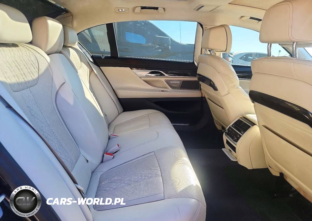 2019 BMW 750 I VIN:WBA7F0C55KGM24723 - 10