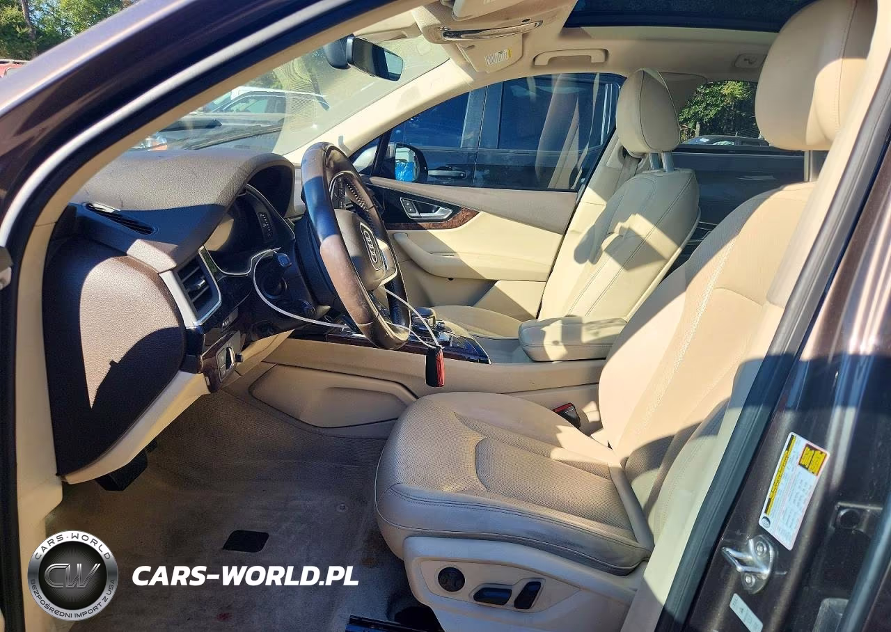 2018 Audi Q7 Premium Plus VIN:WA1LAAF79JD007182 - 7